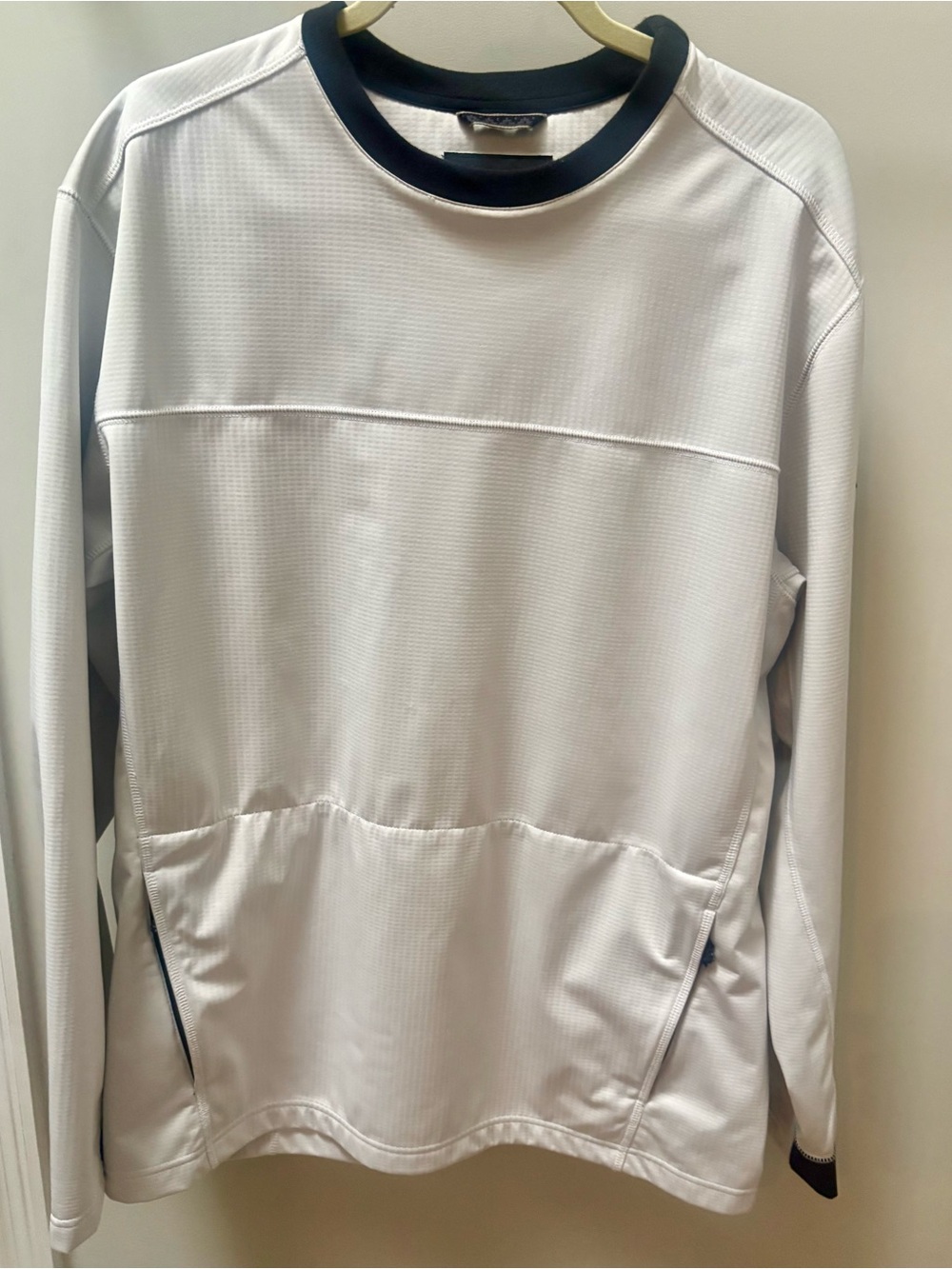 Burton White Lightweight Long-Sleeve Shirt Jacket with Black Collar